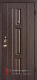 Входная дверь в квартиру с наличниками №50